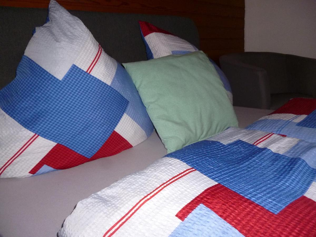 "Haus Ambiente" Apartment & Gaestehaus Brome - Modern, Zu Fairen Preisen エクステリア 写真